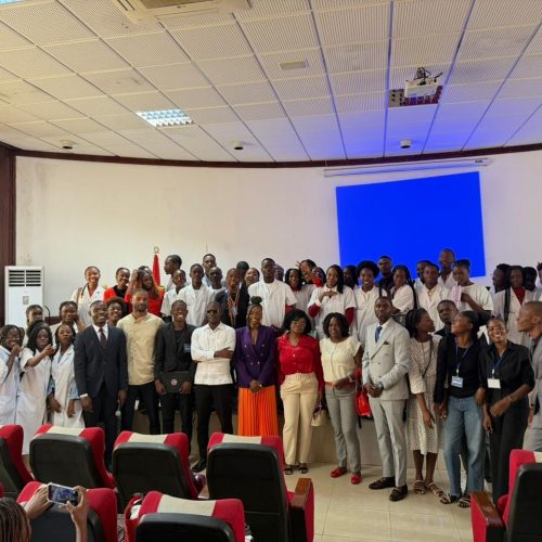 SMET marca presença na Cerimónia de Boas-vindas do Curso de Informática de Gestão no Instituto Médio de Economia de Luanda